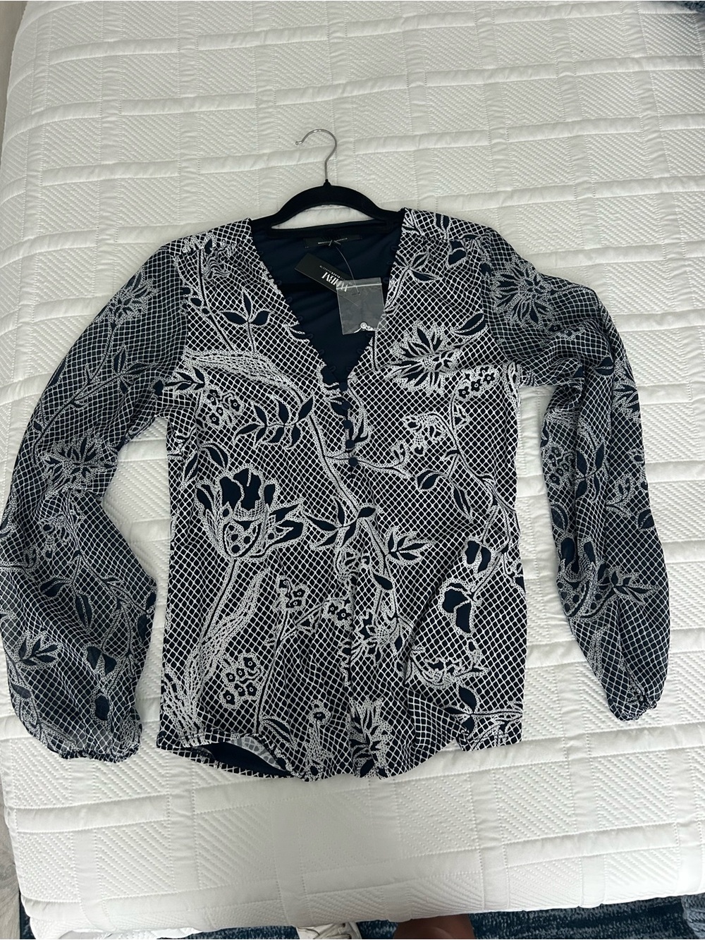 White House Black Market Navy and White Floral V-Neck Blouse